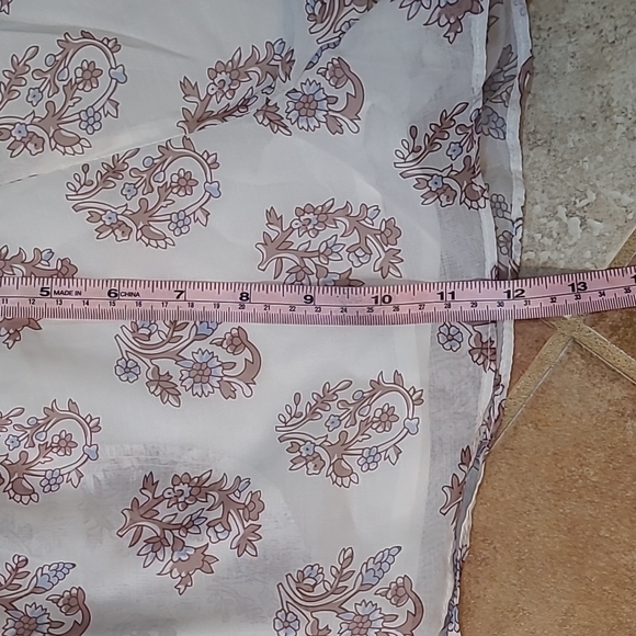 Junior size M lined shorts - Picture 2 of 5